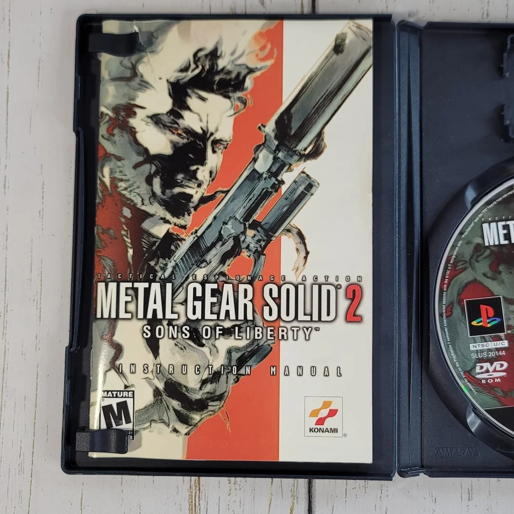 Metal Gear Solid 2 Sons Of Liberty Sony Playstation 2 PS2 Video Game Pre…